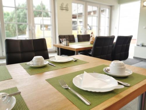 Restoran ili drugo mesto za obedovanje u objektu Pension Schildkröte