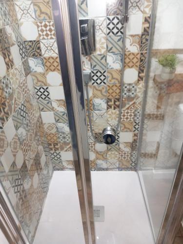 Ένα μπάνιο στο Salgueiral Guest House Douro