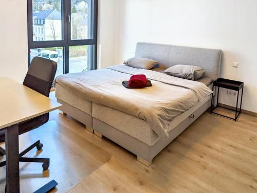 Postel nebo postele na pokoji v ubytování Belair New 1BR w/ Balcony+Garage