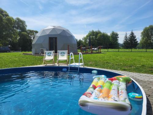 Jídlo v luxury tent nebo okolí
