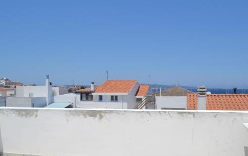 Γενική θέα στη θάλασσα ή θέα στη θάλασσα από  αυτό το διαμέρισμα