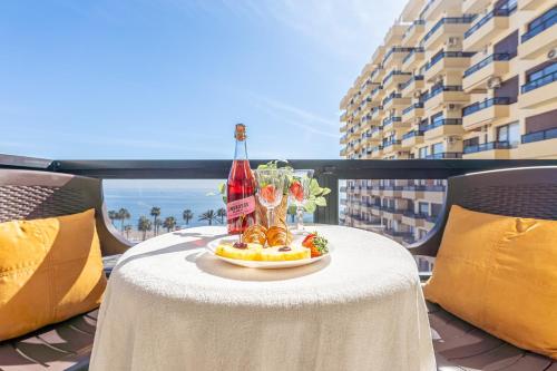 797 HOLIDAY RENTALS - Renovado apartamento con hermosas vistas