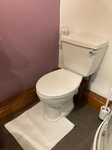 Overdale Guesthouse and Free Parking photo 41
