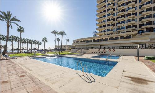 797 HOLIDAY RENTALS - Renovado apartamento con hermosas vistas