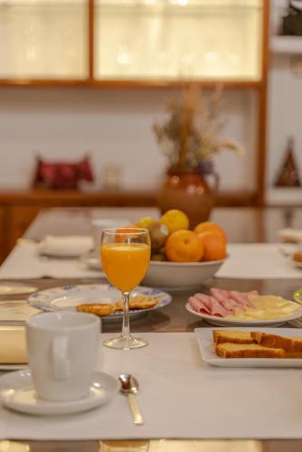 Mad på landstedet eller i nærheden