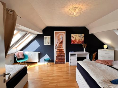 Postel nebo postele na pokoji v ubytování Ferienwohnung Aurora - WLAN, 2 Schlafzimmer, TV, Küche, Bad, Waschmaschine