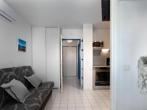 Apartment Les Flamants Roses-1 by Interhome