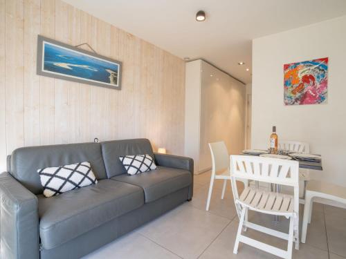 Studio Les Pieds dans l'eau-1 by Interhome