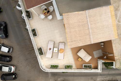 Athens Top Penthouse Apartment With Spa 5' to Metro