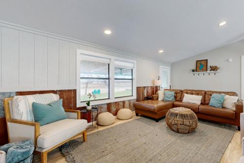 Lake Buchanan Living – Photos 3