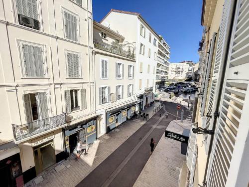 BAT2 - Cannes, Carré d'Or, beau 2 pièces