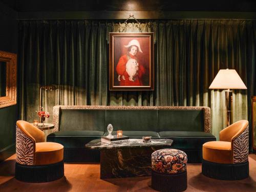 Beacon Grand, A Union Square Hotel Image