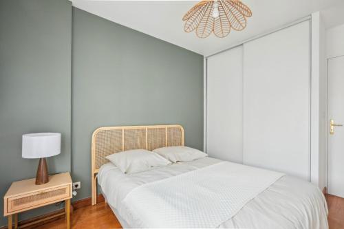 Charming 6-Person Pied-à-Terre in Cuire