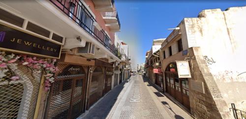 Budova, kde se prázdninový dům nachází