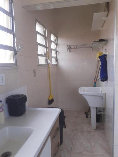 Et badeværelse på Casa Cabo Frio - Praia do Foguete