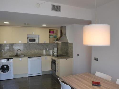 Appartement Moderne avec Piscine à 200m de la Plage à L'Estartit