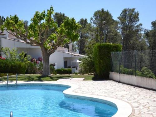 Casa familiar con jardín, piscina y vistas a Montgrí en L'Estartit - ES-323-54