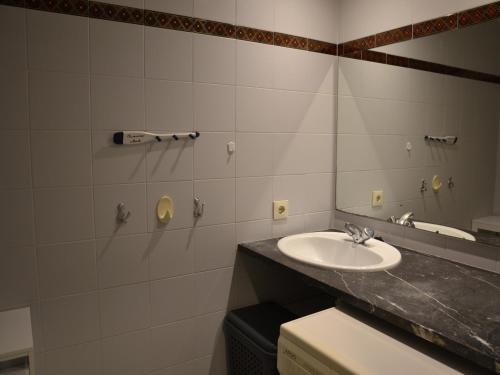 Appartement familial à L'Estartit avec piscine, près de la plage