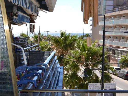 Apartamento acogedor con vista al mar, piscina y acceso directo a la playa en L'Estartit - ES-323-36