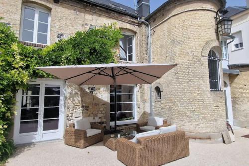 Photo de la galerie de l'établissement Le Prieuré - 4 chambres ensuite (avec salles de bain privative), à Harfleur