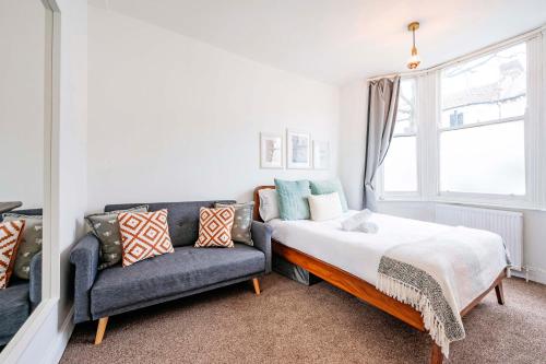 Beautiful Garden Flat near Chelsea