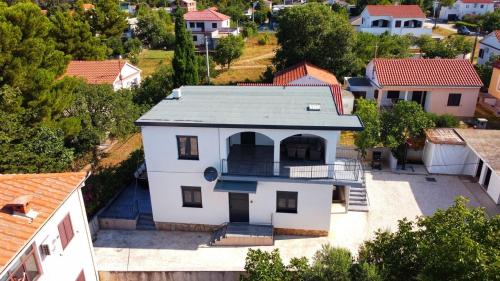 Apartments with parking space Seline, Paklenica - 22077