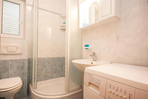 Apartments with parking space Baska, Krk - 22418