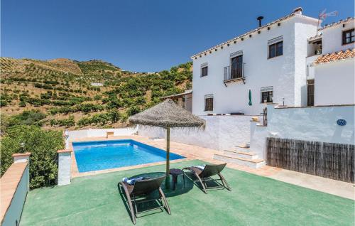 Bazén v ubytovaní Nice Home In El Borge With Wifi alebo v jeho blízkosti
