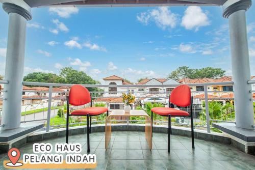 Balkoni atau teres di ECOHAUs AeonTebrau/Pool/Netflix/Karaoke/Gaming