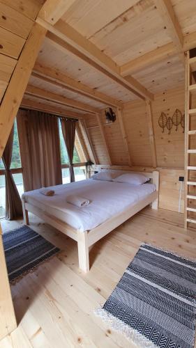 Katil atau katil-katil dalam bilik di Rajska Rijeka
