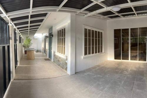 Galeriebild der Unterkunft Japandi Home A - Fully Aircon, WIFI, Hot shower, 24hGuard, Center, near Malls in General Santos