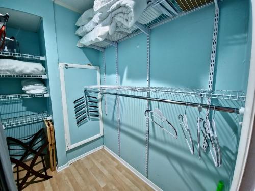 Boathouse Condo, Downtown Destin Harbor, Private Beach Access, Waterfront, on Golf course, Water Taxi pickup photo 13