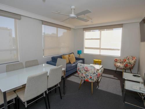 Gallery image of HENRY9 Self-Catering in Sydney