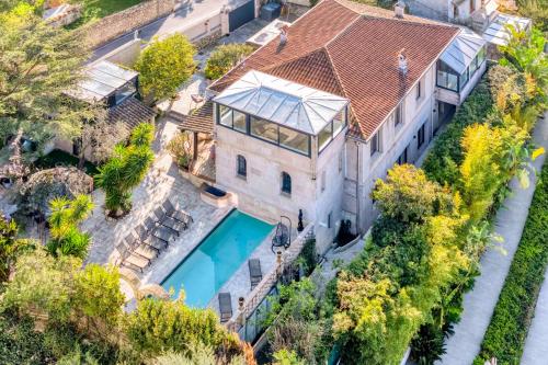 REF 2134 - Cannes - Magnificent villa for rent tesisinin kuş bakışı görünümü