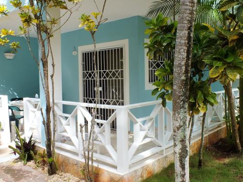 Κήπος έξω από το Villa Preciosa