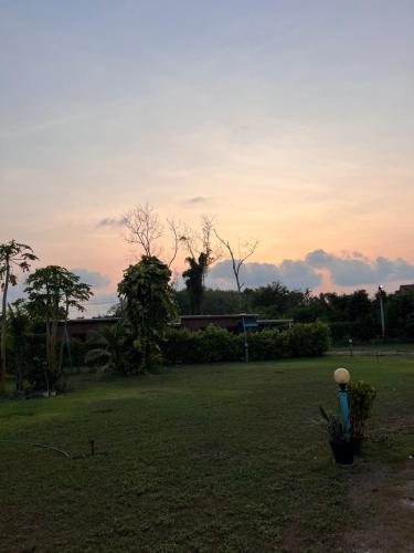 Landskap semula jadi dekat dengan the country house