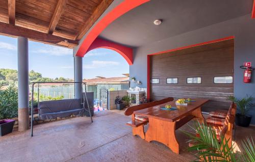 Μπαλκόνι ή βεράντα στο Sea View apartments with shared Pool