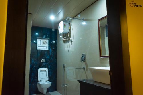 Koupelna v ubytování HOTEL PAPILIO