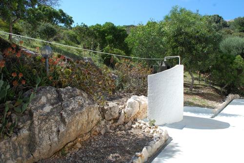 Φωτογραφία από το άλμπουμ του Appartamento con terrazza vista mare a Maladroxia C51 σε Maladroscia