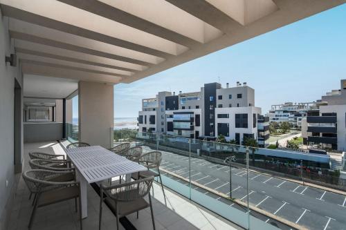 Los Camaleones by Ĥ - Playa de los Haraganes HLHC3304P4