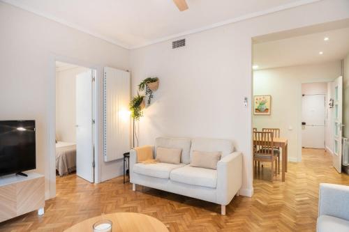 Warmth and comfort in the sought-after Eixample