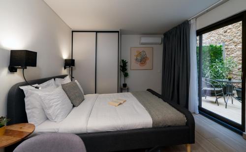 Luxury M02 Apartment in the heart of Athens
