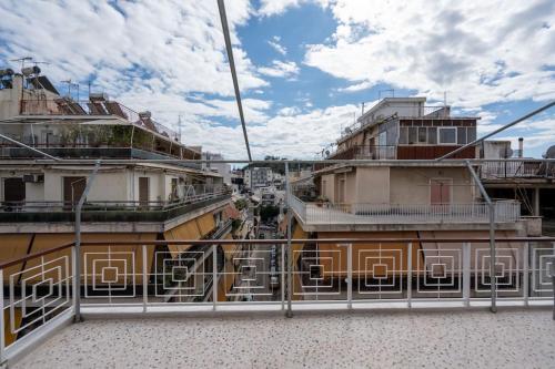 2BR Apt-Magic Terrace - Close to Metro & Acropolis