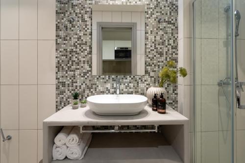 Classy 103 Studio apartment in the heart of Athens