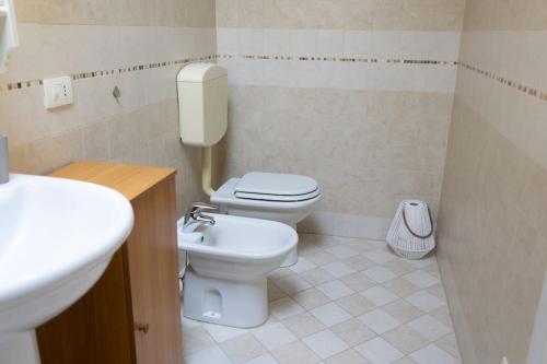 Vonios kambarys apgyvendinimo įstaigoje [Appartamento Duomo]