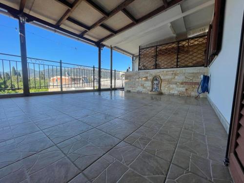 Gallery image of Elpida Rooms Amarynthos in Amarinthos