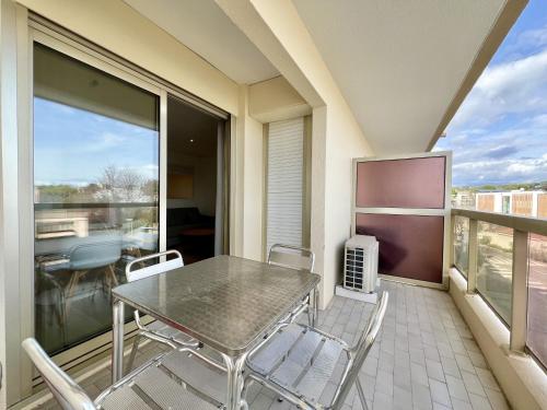 Photo de la galerie de l'établissement Beau 2 pièces proche mer - piscine et clim, à Vallauris