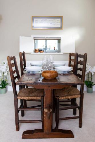 Fotografie z fotogalerie ubytování Cosy Cottage in Beautiful South Downs Walk 2 Pub v destinaci Chichester