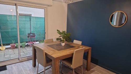 Afbeelding uit fotogalerij van Joli appart à 10mn de paris in Bezons