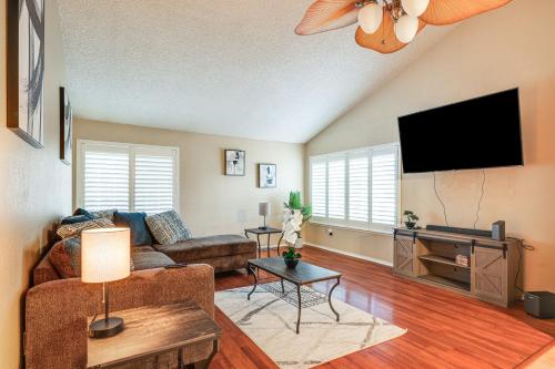 Φωτογραφία από το άλμπουμ του Modesto Vacation Home 6 Mi to Downtown! σε Modesto